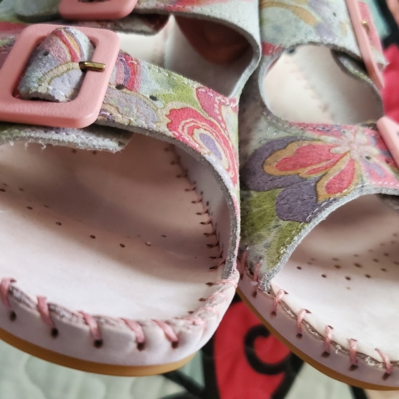 la Plume Women's Italian Size 40/8.5 PAISLEY Sandals ~ NEW WITH BOX - Picture 6 of 9